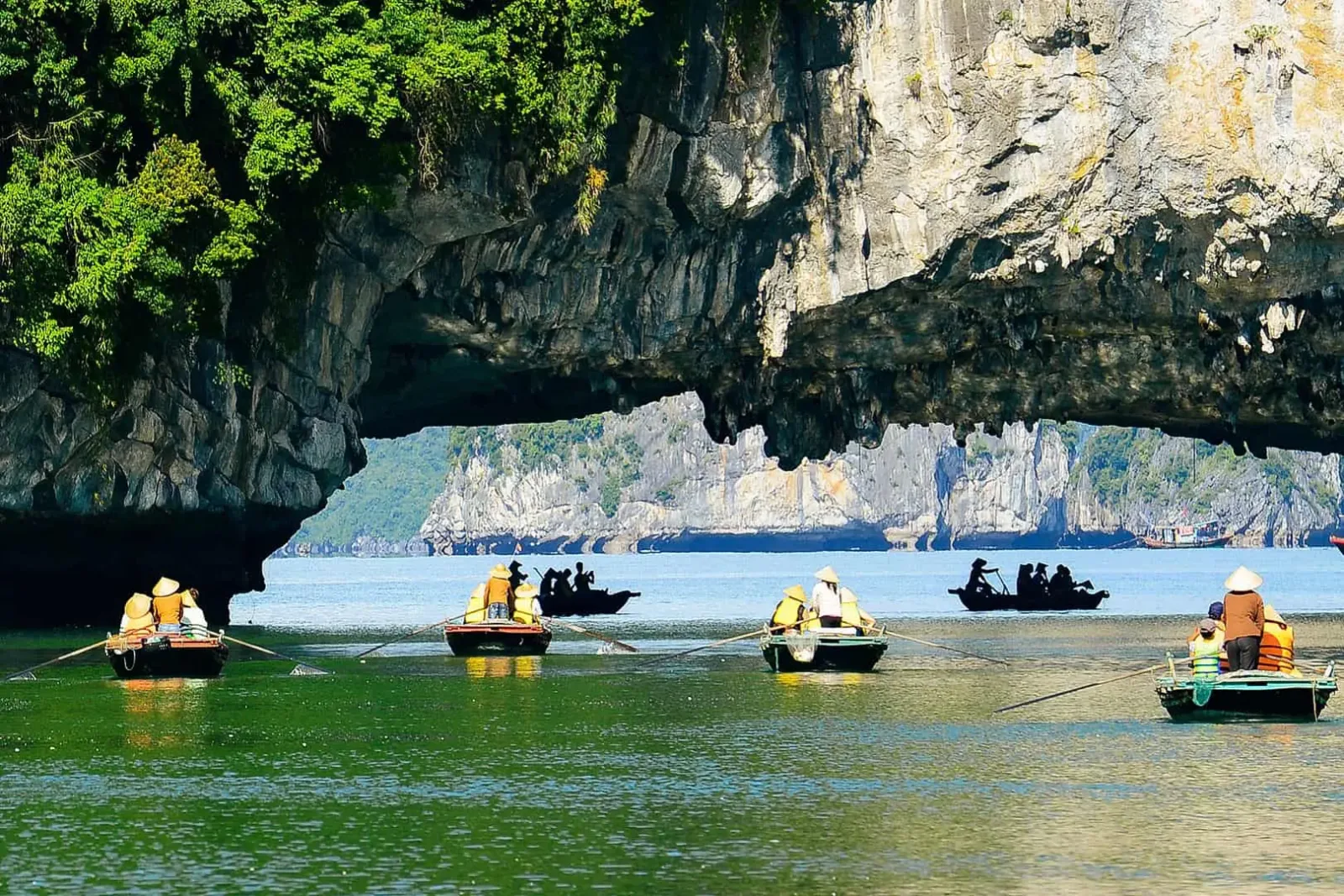 4 Days Hanoi – Halong Bay – Short Excursion